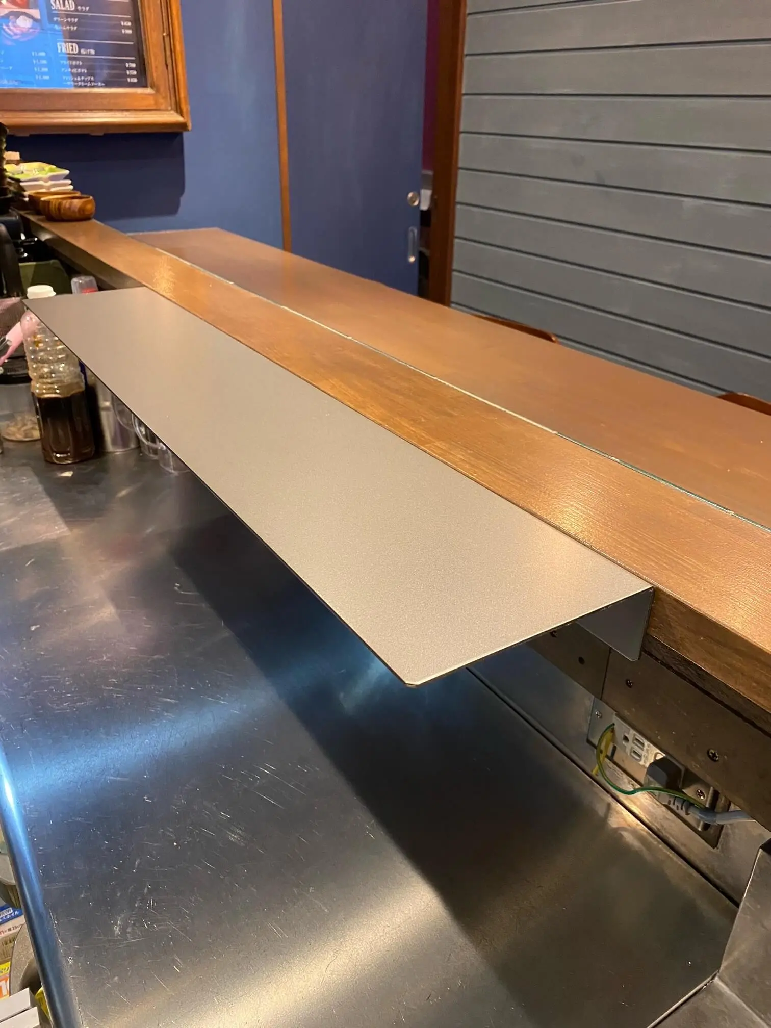 店舗のカウンターにいかがでしょうか？