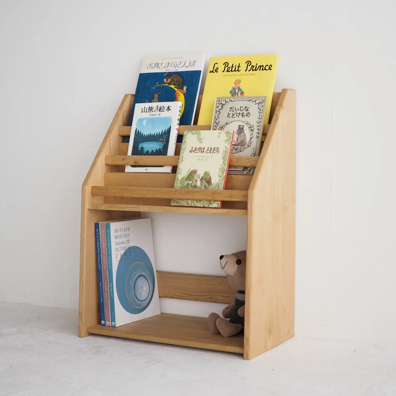 クリの木の絵本棚 - Kanaete(カナエテ) - アイデアをカタチにする