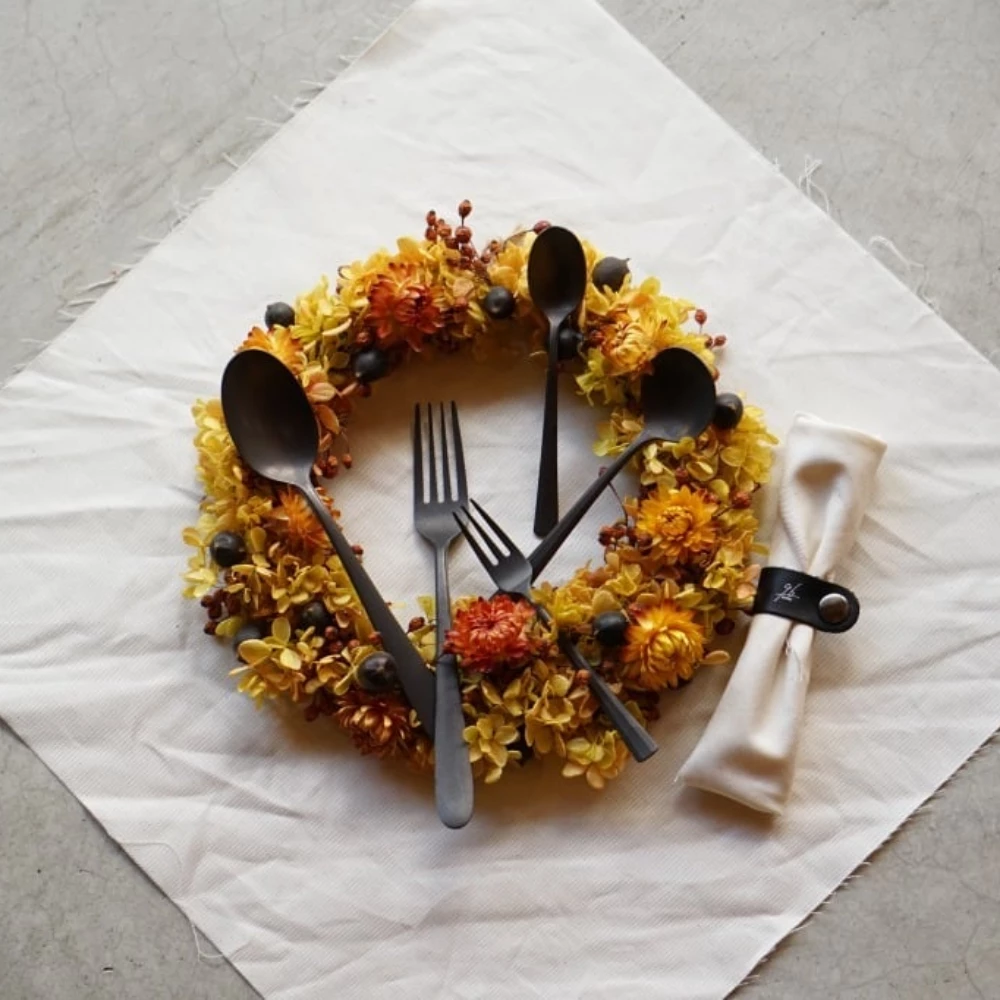 フォークとスプーンの置物 1.5歳ごろ～】フォーク&スプーン print プー ディズニーキャラクター