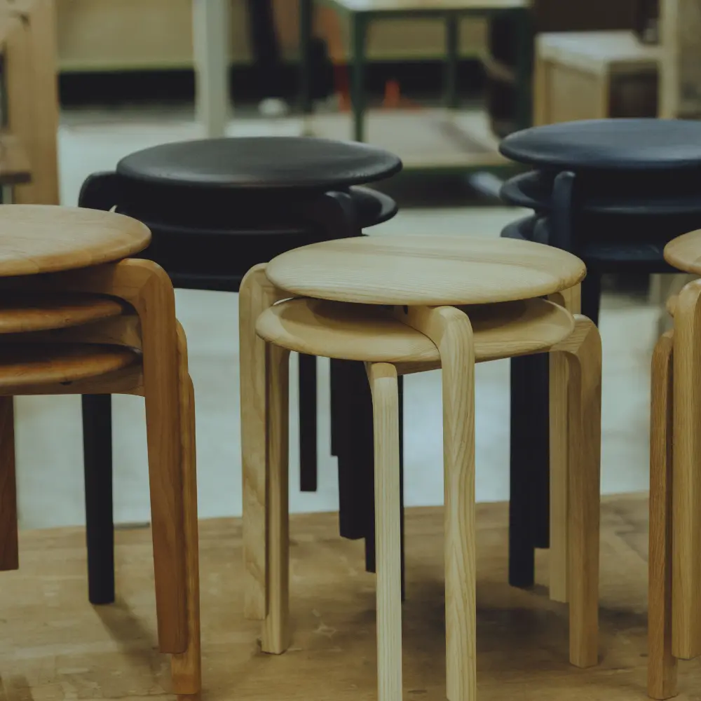 DENTO　LISCIO　スツール　3本脚 楽天市場】DENTO 伝統工芸LISCIO Stool 無垢板（3本脚）COLOR
