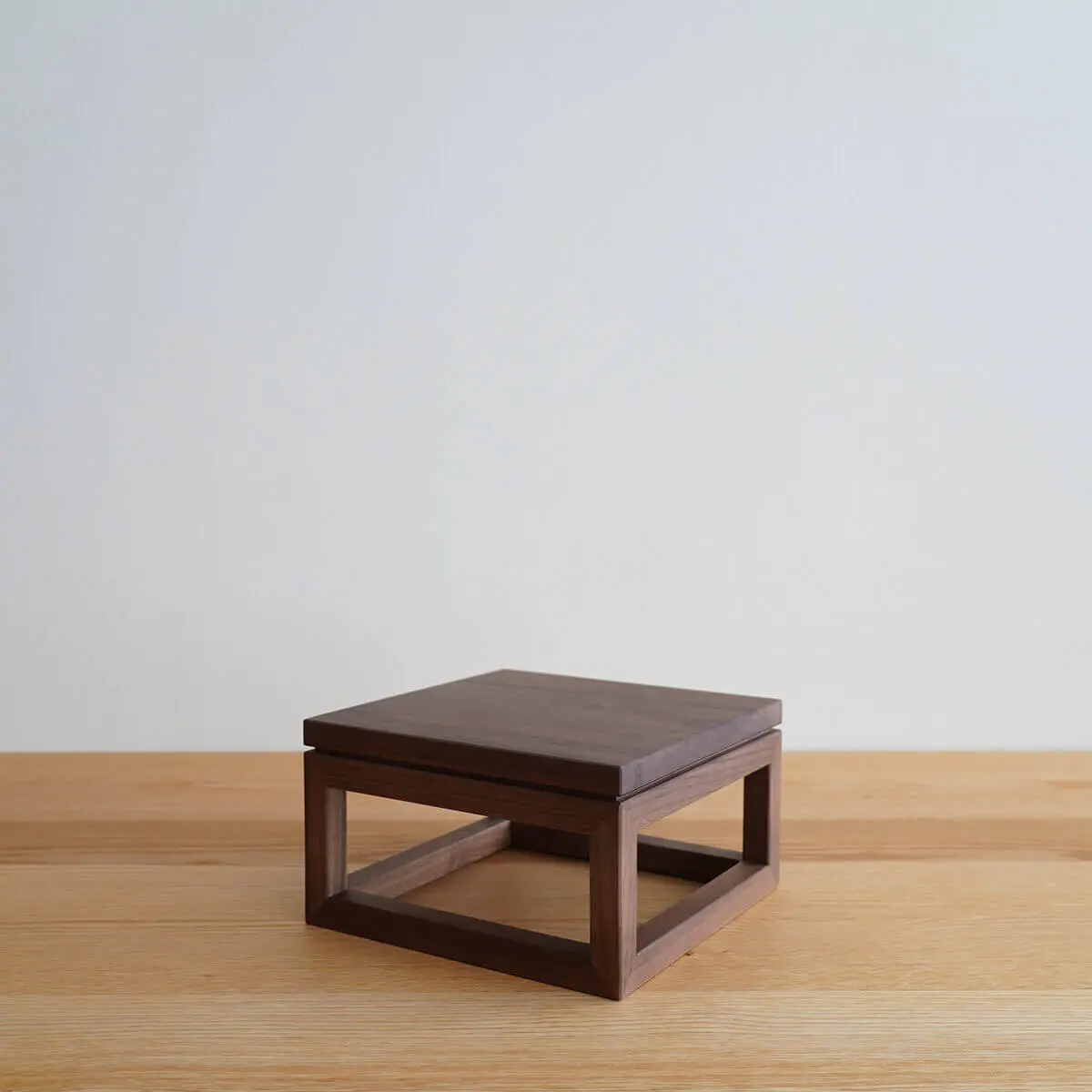 三角留プランタースタンド - Kanaete(カナエテ) - アイデアをカタチに