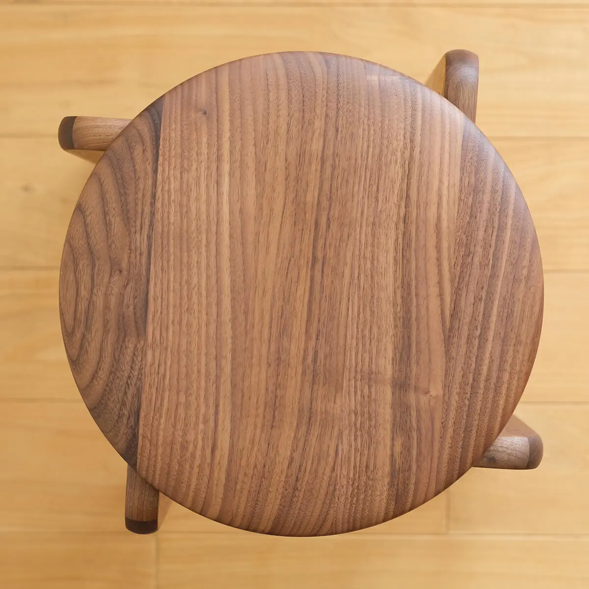 LISCIO | Stool (4本脚スツール) - Kanaete(カナエテ) - アイデアを