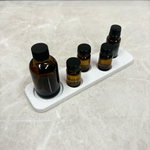 アロマオイルスタンド（大穴1個、小穴4個） - Kanaete(カナエテ