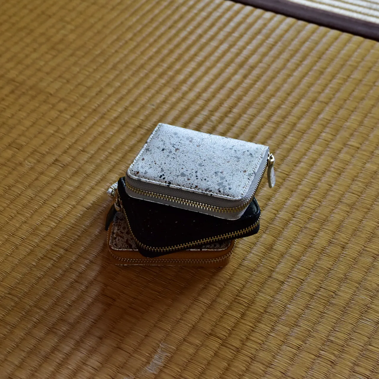 MIKAGE / Mini Round Zip Wallet - Kanaete(カナエテ) - アイデアを