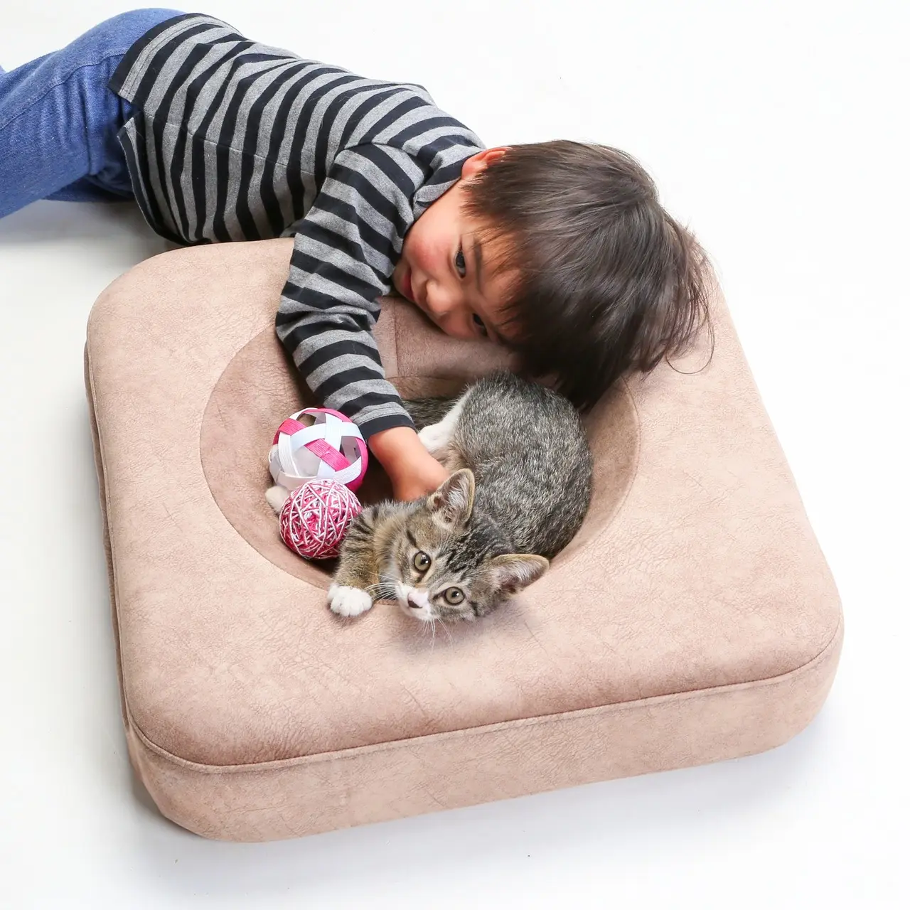 ヒノキのまんまるちゃぶ台 - Kanaete(カナエテ) - アイデアをカタチに