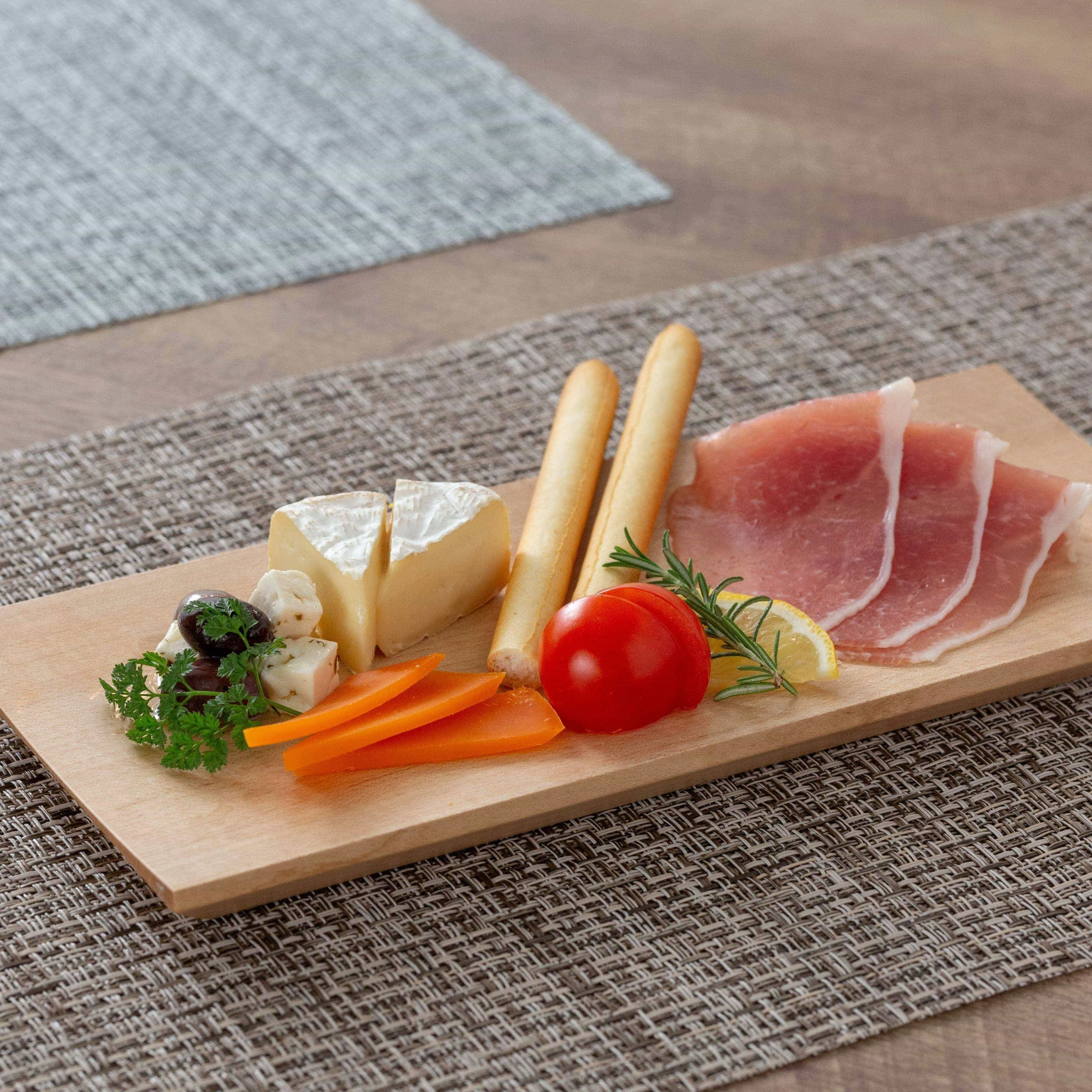 北海道　プレート　料理　木材 516anJrAwhL._UF894,1000_QL80_.jpg